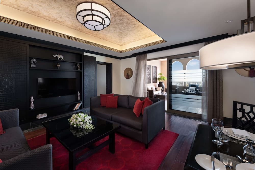 Oaks Ibn Battuta Gate Dubai - Image 5