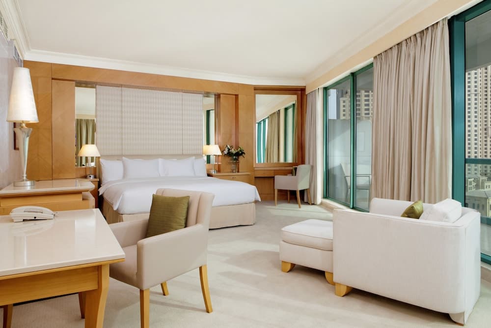 Hilton Dubai Jumeirah - Image 5