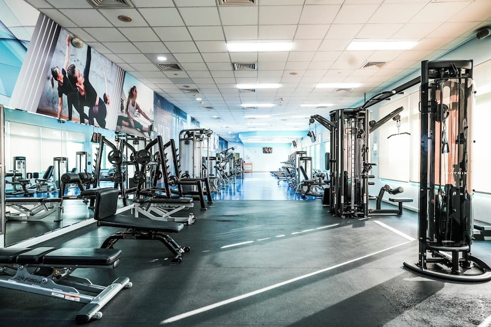 Mövenpick Grand Al Bustan Dubai - Image 4