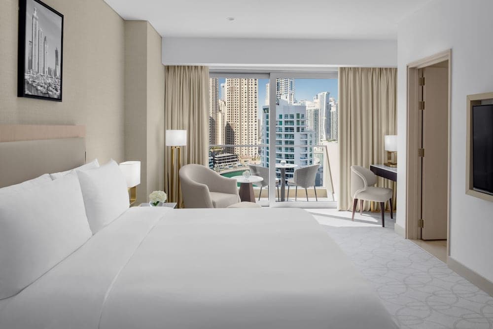 JW Marriott Hotel Marina - Image 4