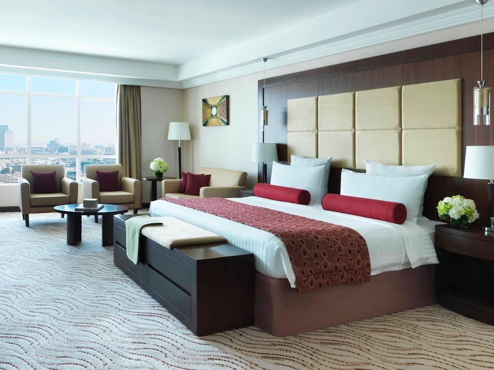 Park Regis Kris Kin Hotel Dubai - Image 3