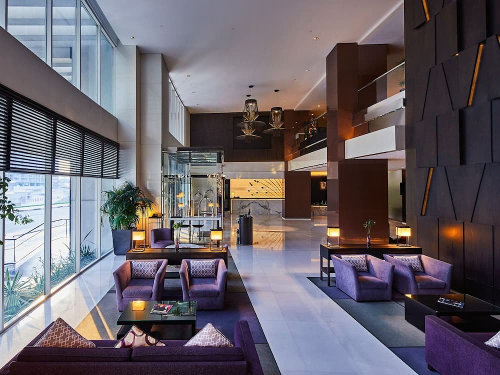 Flora Creek Deluxe Hotel Apartments Dubai - Image 3