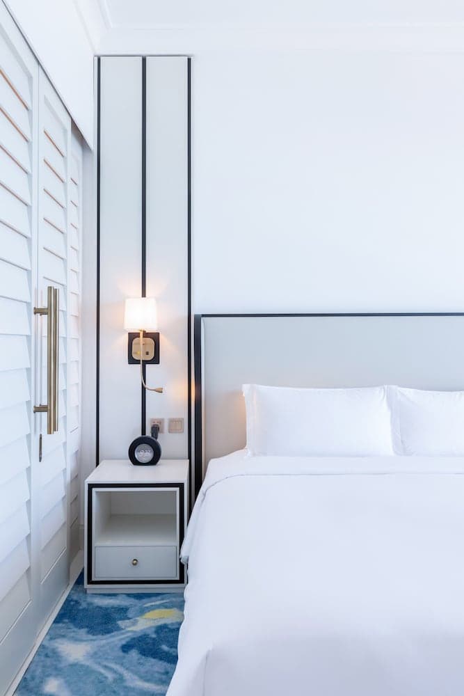 Sofitel Dubai Jumeirah Beach - Image 2