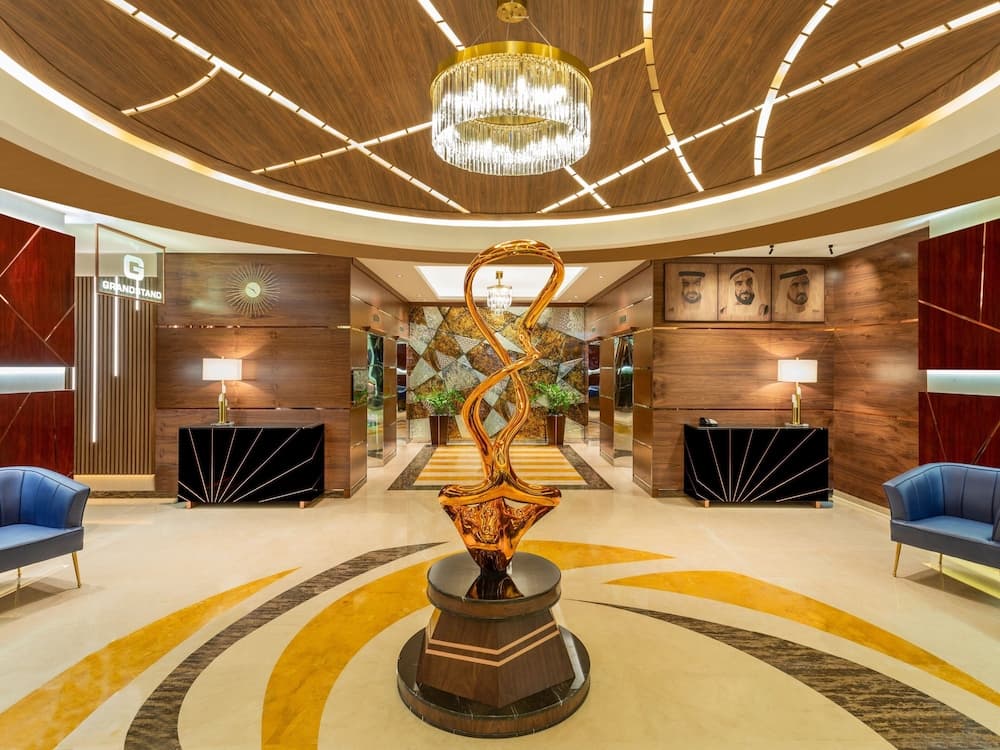 Park Regis Kris Kin Hotel Dubai - Image 1