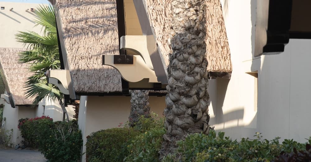 Jumeirah Beach Hotel Dubai - Image 1