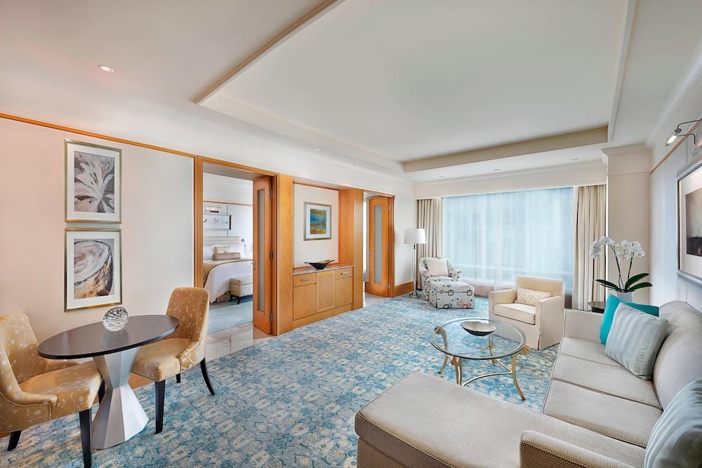 The Ritz-Carlton, Dubai International Financial Centre - Image 3