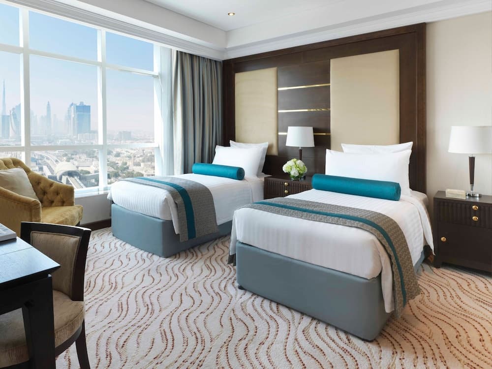 Park Regis Kris Kin Hotel Dubai - Image 2