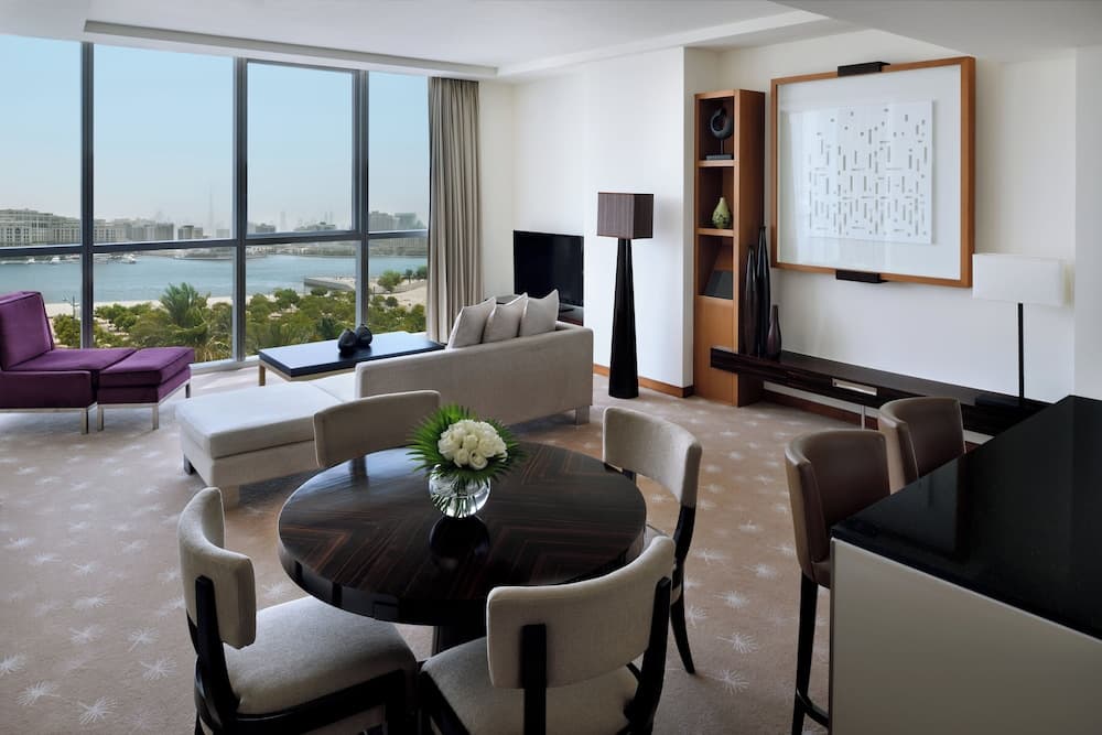 InterContinental Residence Suites Dubai Festival City by IHG - Image 4
