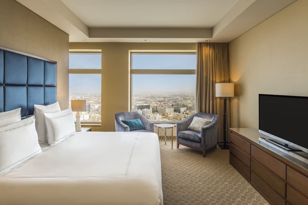 Swissotel Al Ghurair - Image 2