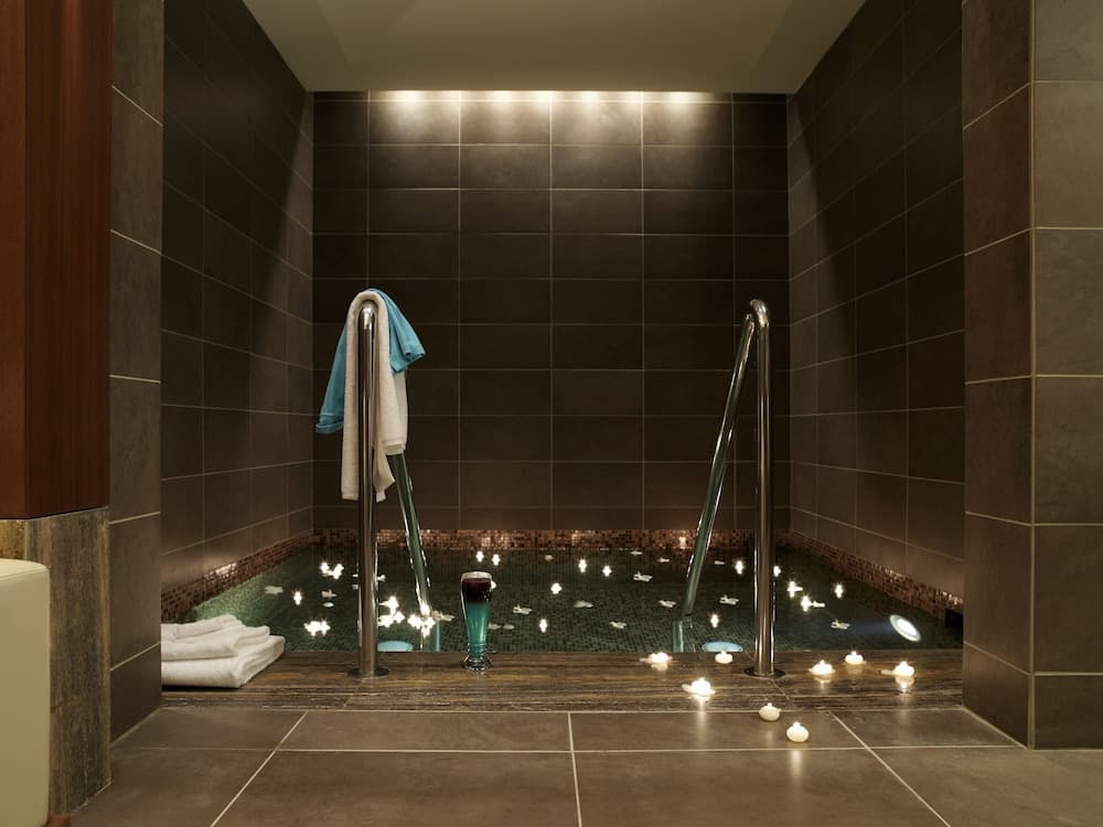 Address Montgomerie - Image 4